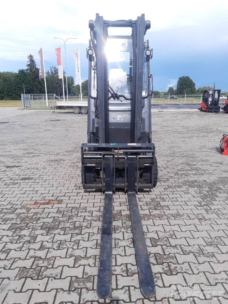 Linde E30HL 전동 지게차
