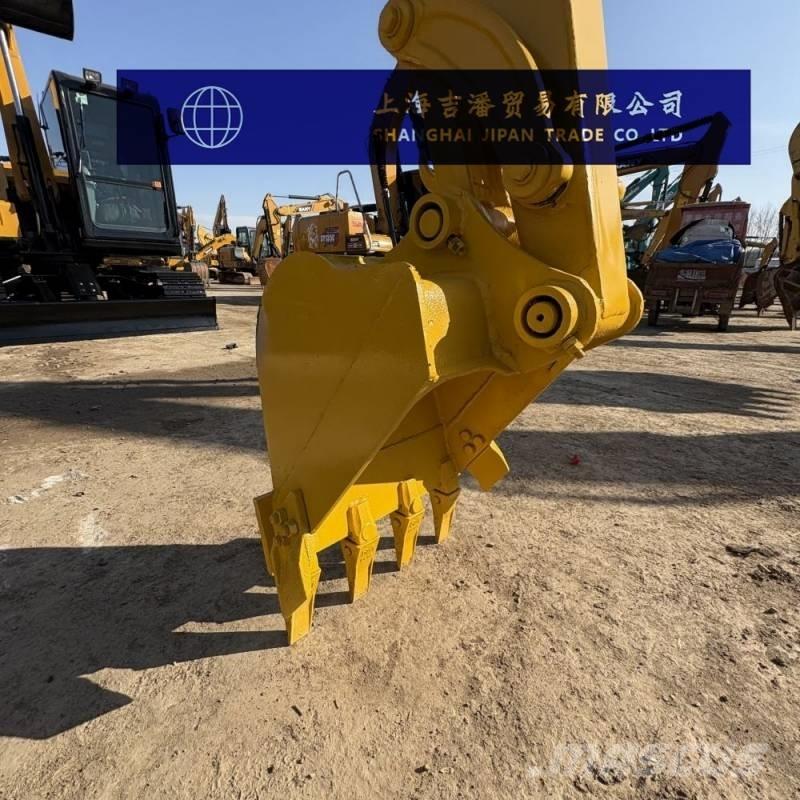 Komatsu PC 35 MR 소형 굴삭기 7톤 미만