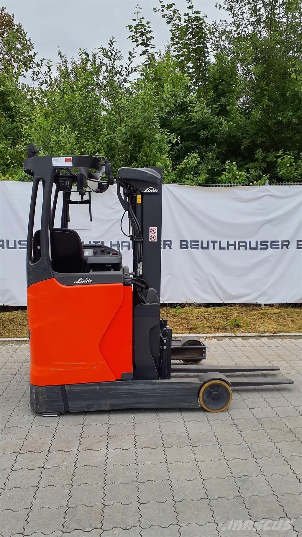 Linde R14B 리치 트럭