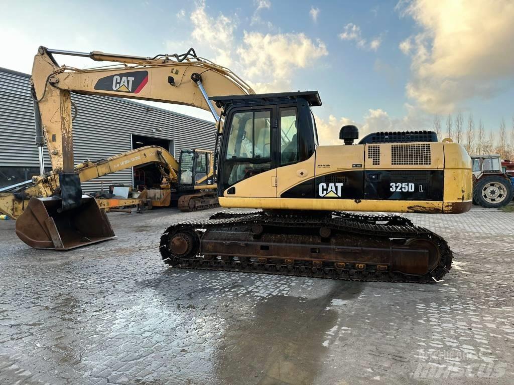 CAT 325DL 대형 굴삭기 29톤 이상