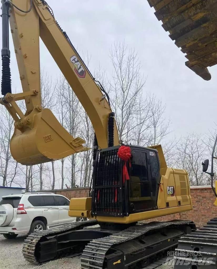 CAT 323 대형 굴삭기 29톤 이상