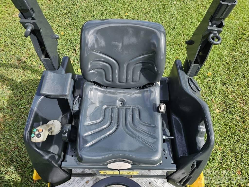 Bomag BW 120 AD 트윈 드럼 롤러