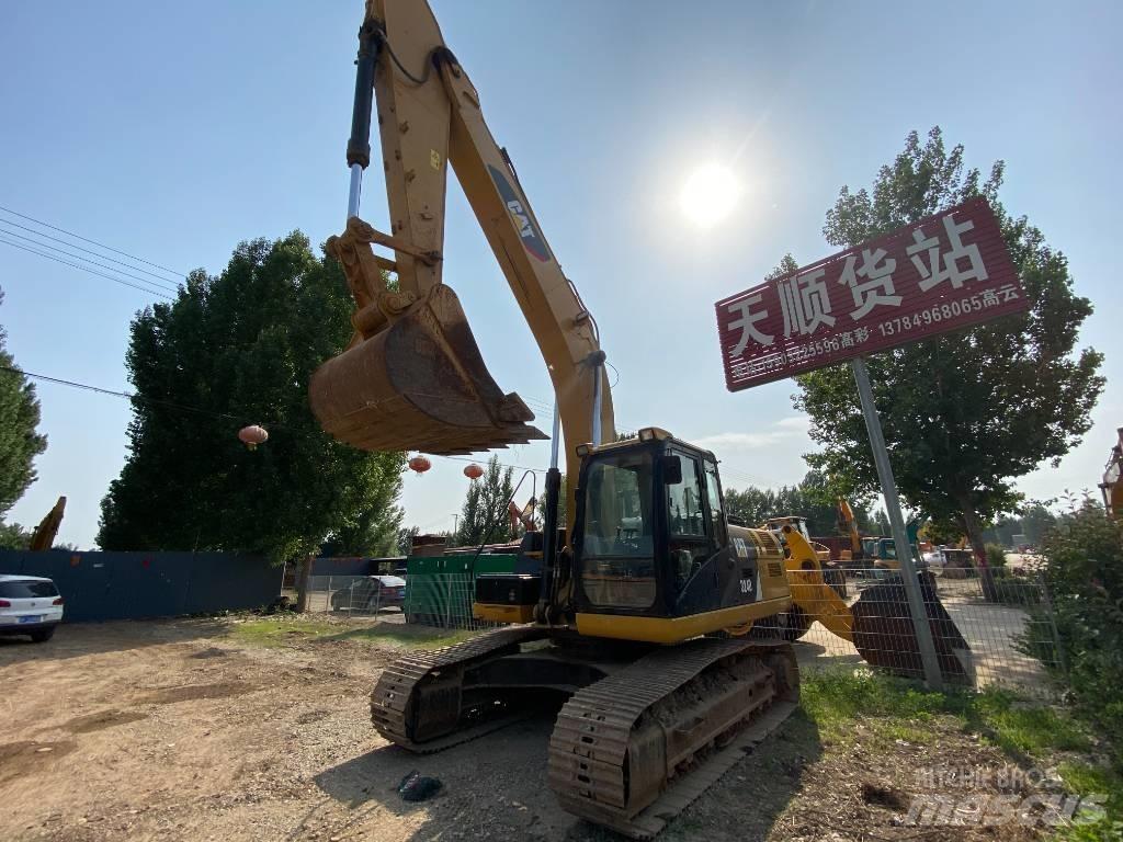 CAT 324D 대형 굴삭기 29톤 이상