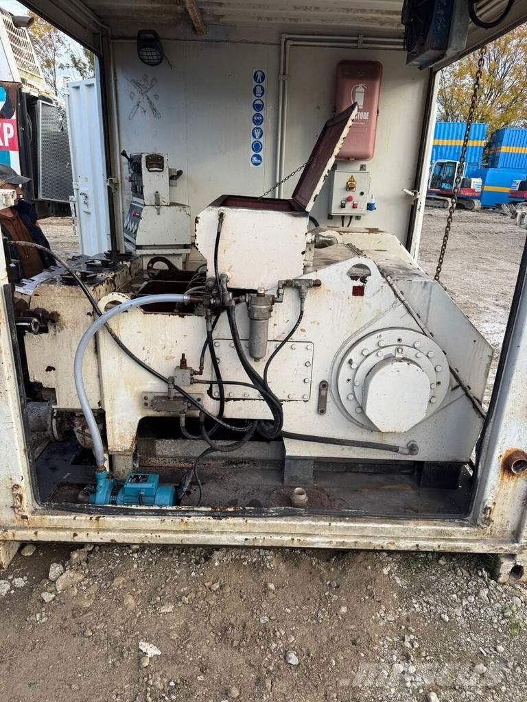  Metax MP7 콘크리트 펌프카