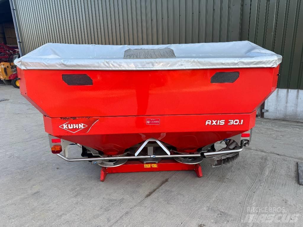Kuhn Axis 30.1 W 미네랄 살포기