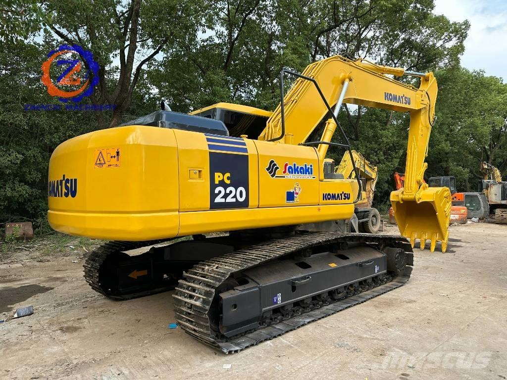 Komatsu PC 220-7 대형 굴삭기 29톤 이상