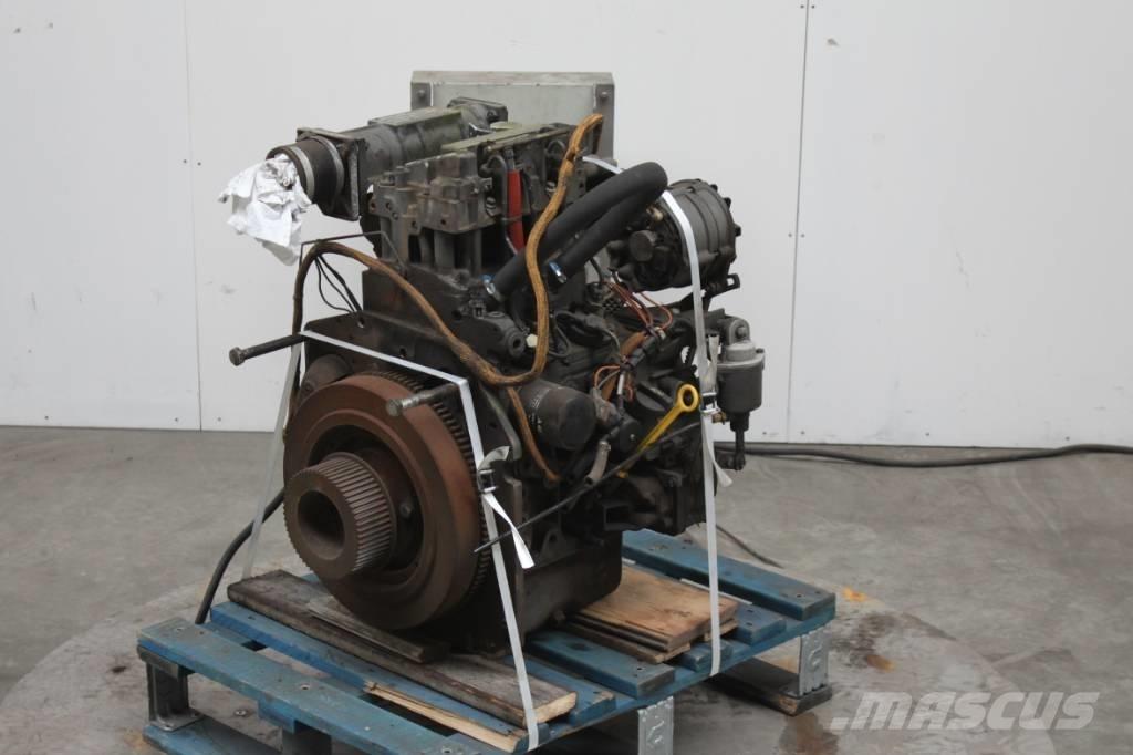 Deutz F2M2011 엔진