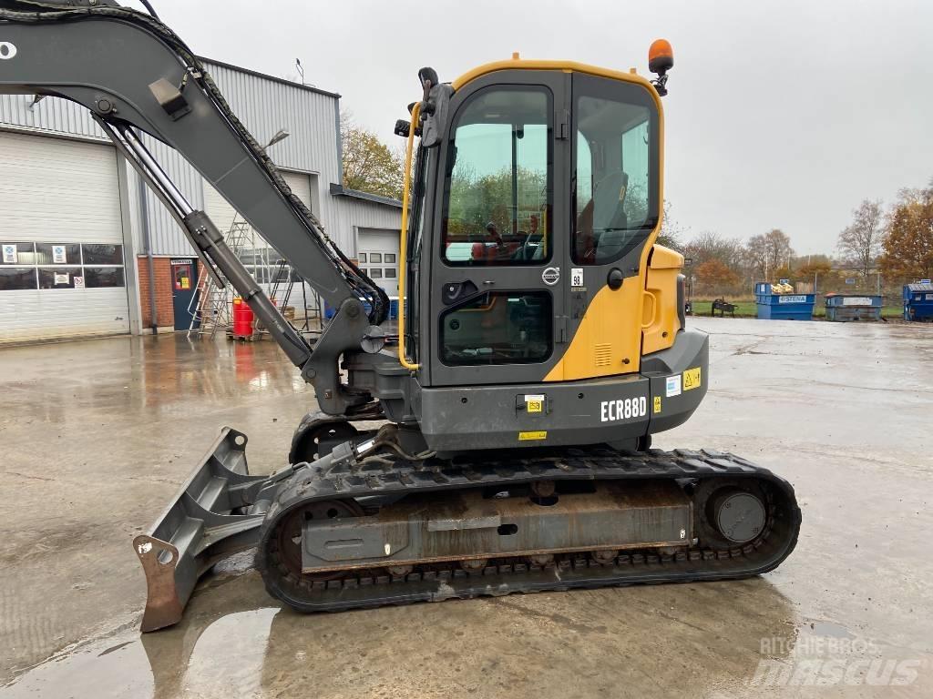 Volvo ECR 88 D / Eslöv 중형굴삭기 7톤-28톤