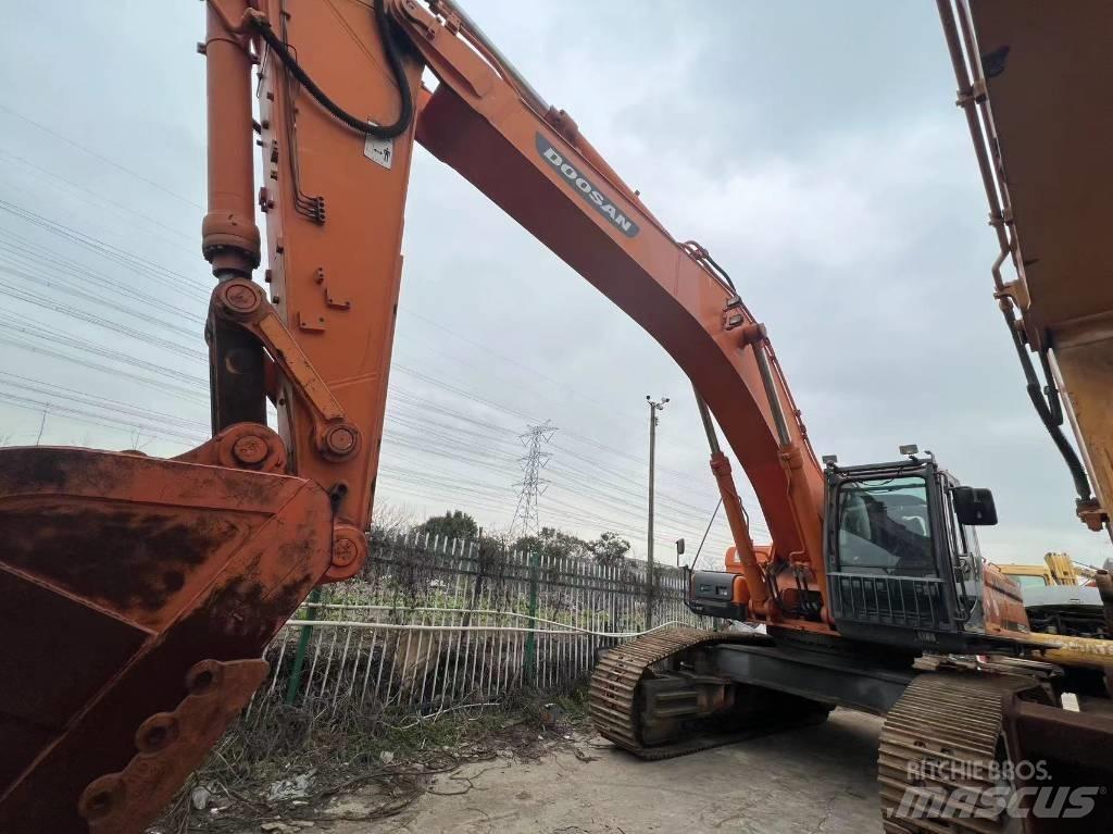 Doosan DX 500 LCA 대형 굴삭기 29톤 이상