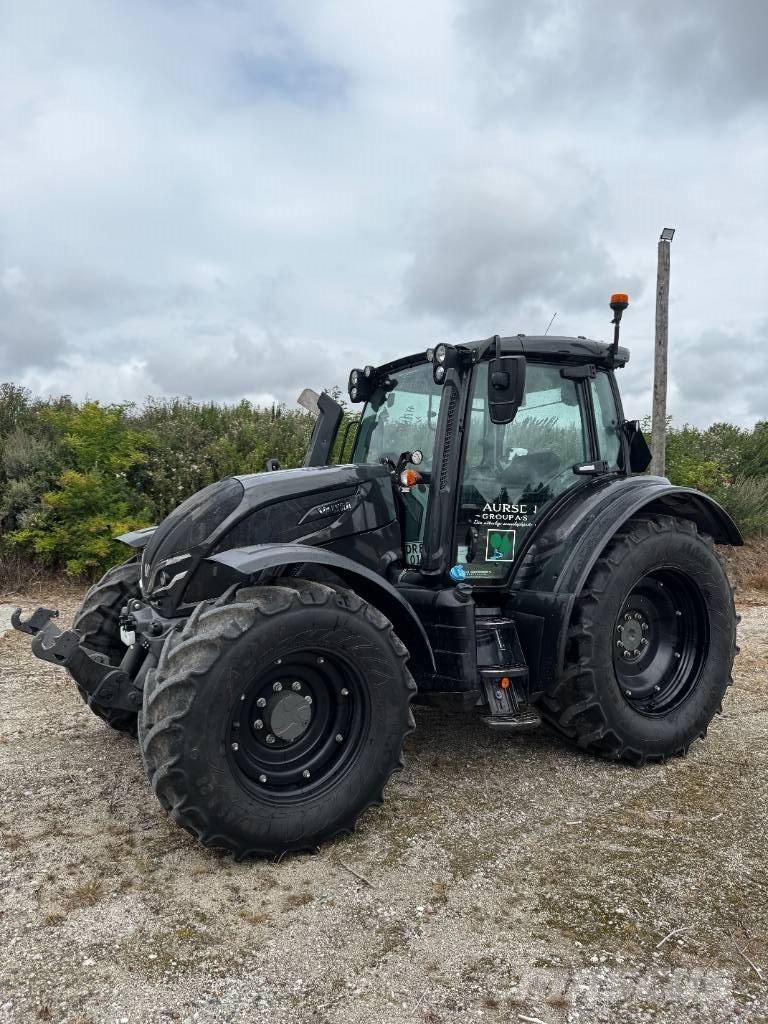 Valtra N 155 EA 트랙터