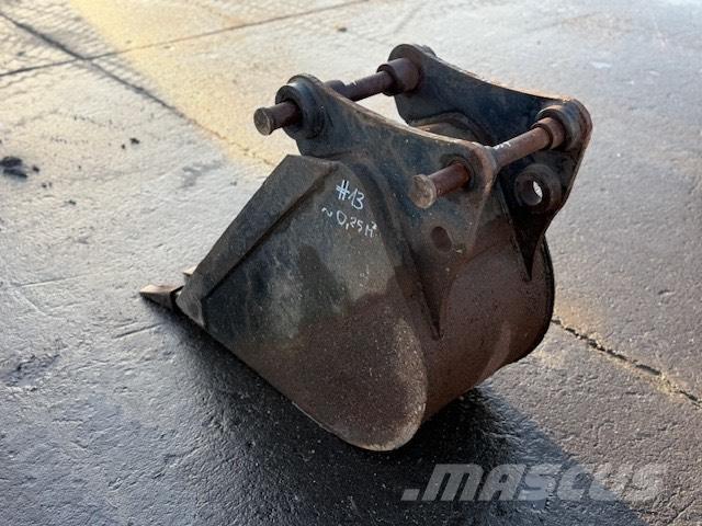 JCB ŁYŻKA UŻYWANA 백호