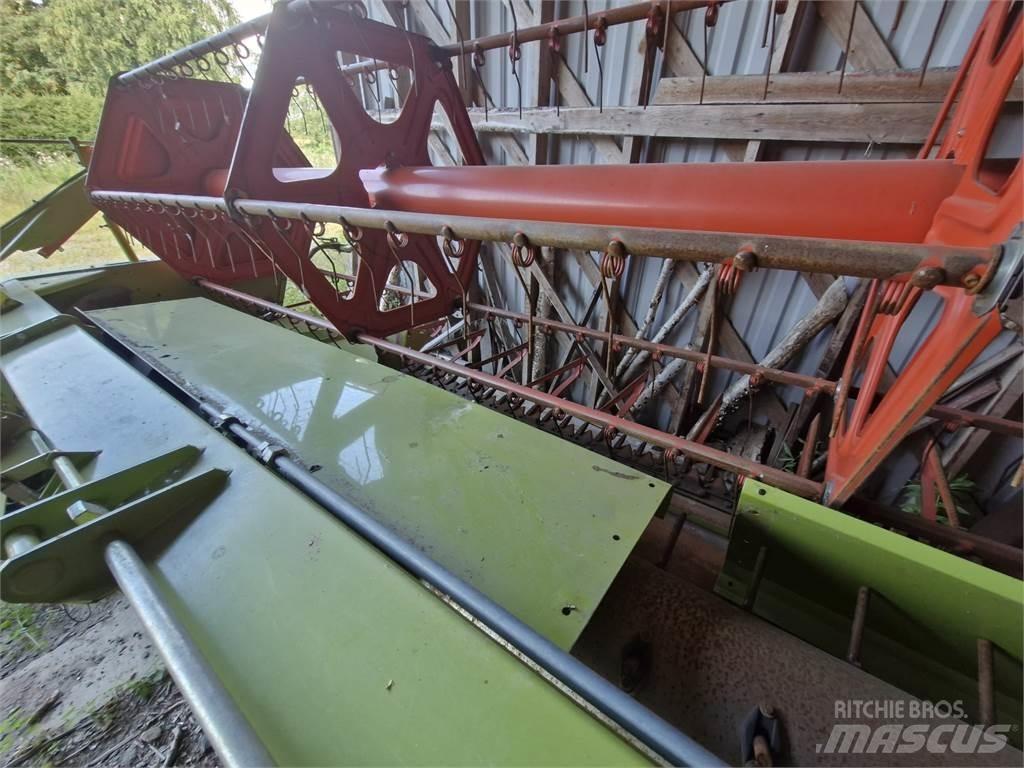 CLAAS C600 콤바인 헤드