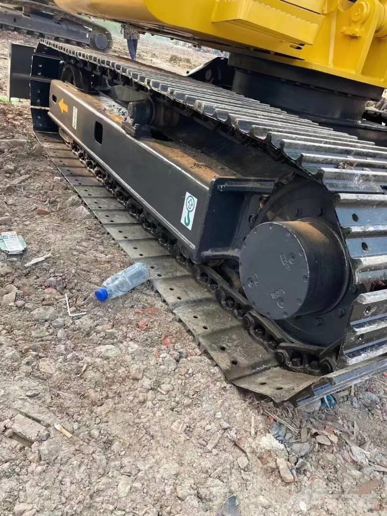 Komatsu PC 70-8 소형 굴삭기 7톤 미만
