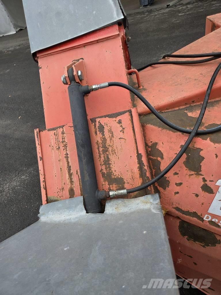 Esko LL 312 제설기