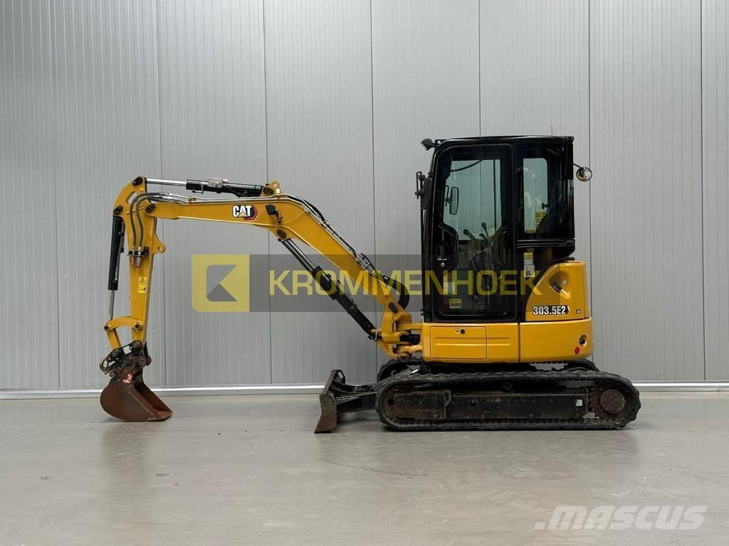 CAT 303.5E CR 소형 굴삭기 7톤 미만
