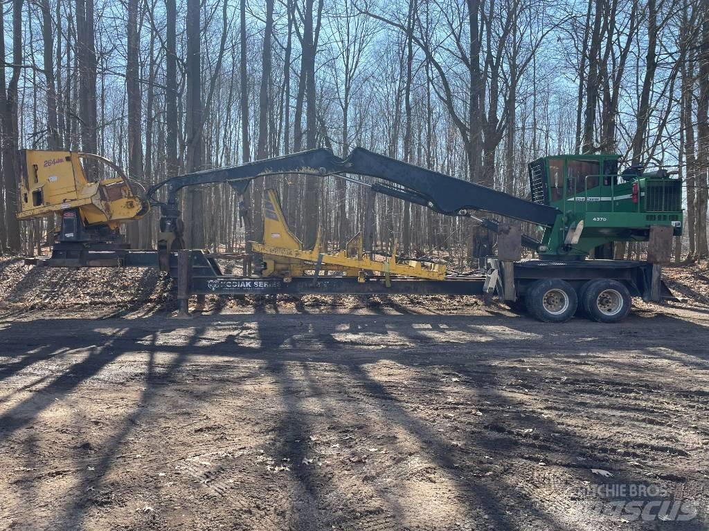 John Deere 437 D 굴절식 크레인