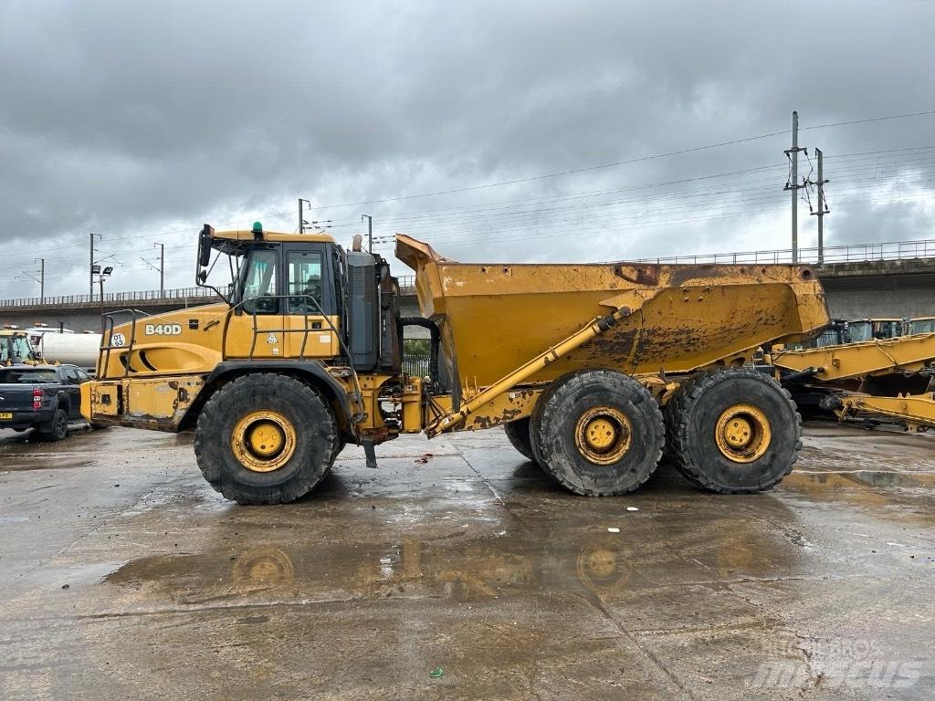 Bell B 40 D 연결식 홀러