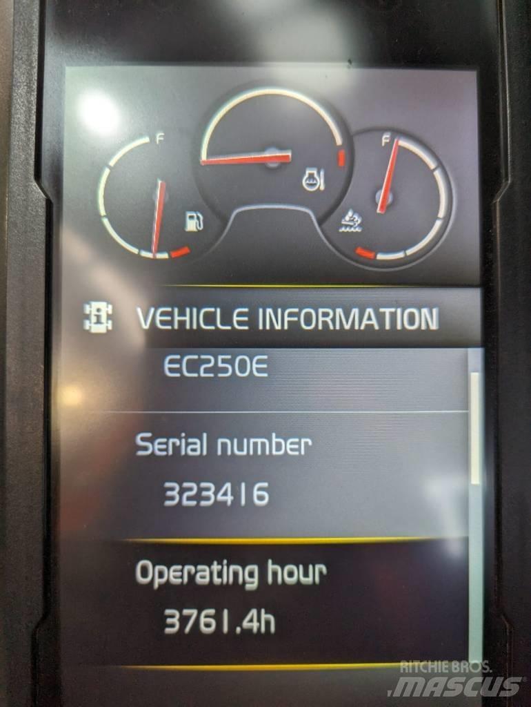 Volvo EC250EL 대형 굴삭기 29톤 이상