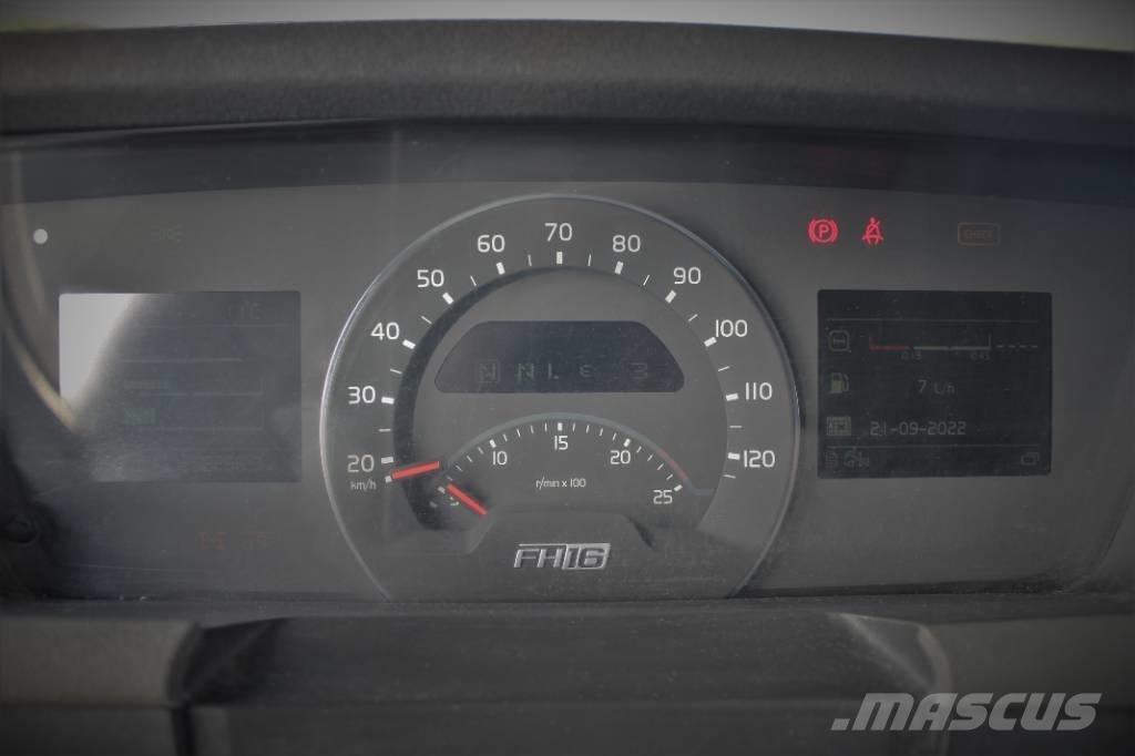 Volvo FH16 600  8x4*4 새시 운전실 트럭