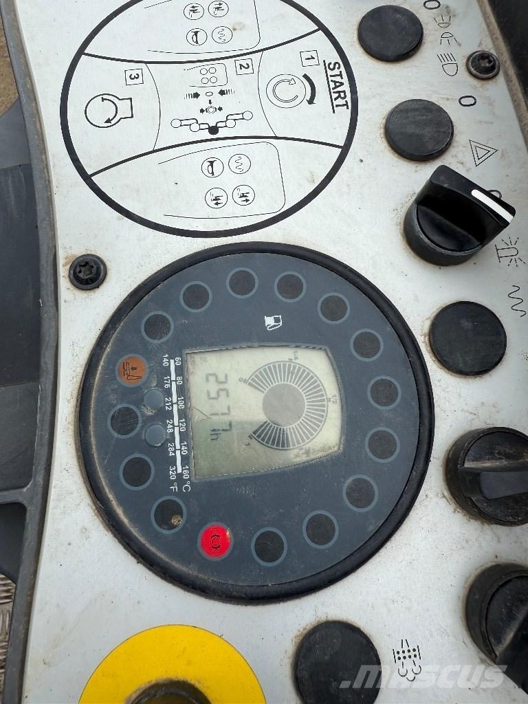 Bomag BW 120 AD-5 트윈 드럼 롤러