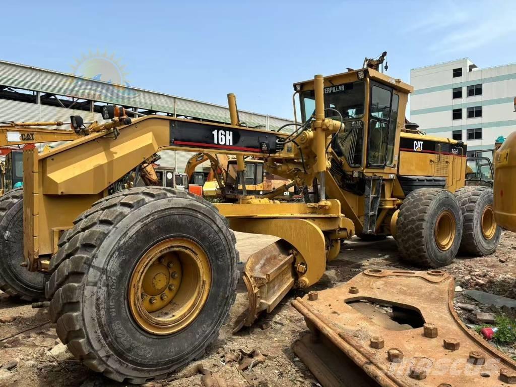 CAT 16 H 그레이더