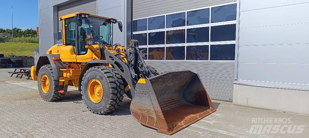 Volvo L 90 H  휠로우더