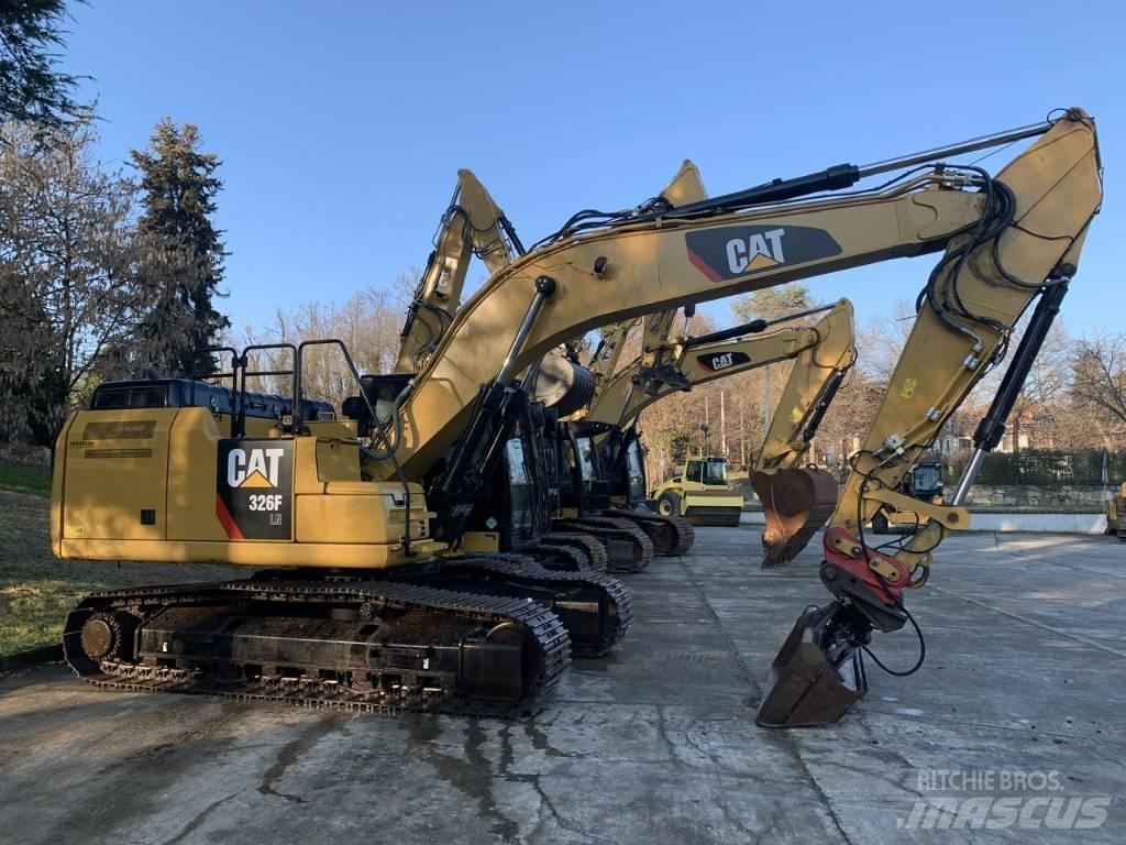 CAT 326 FL N 대형 굴삭기 29톤 이상