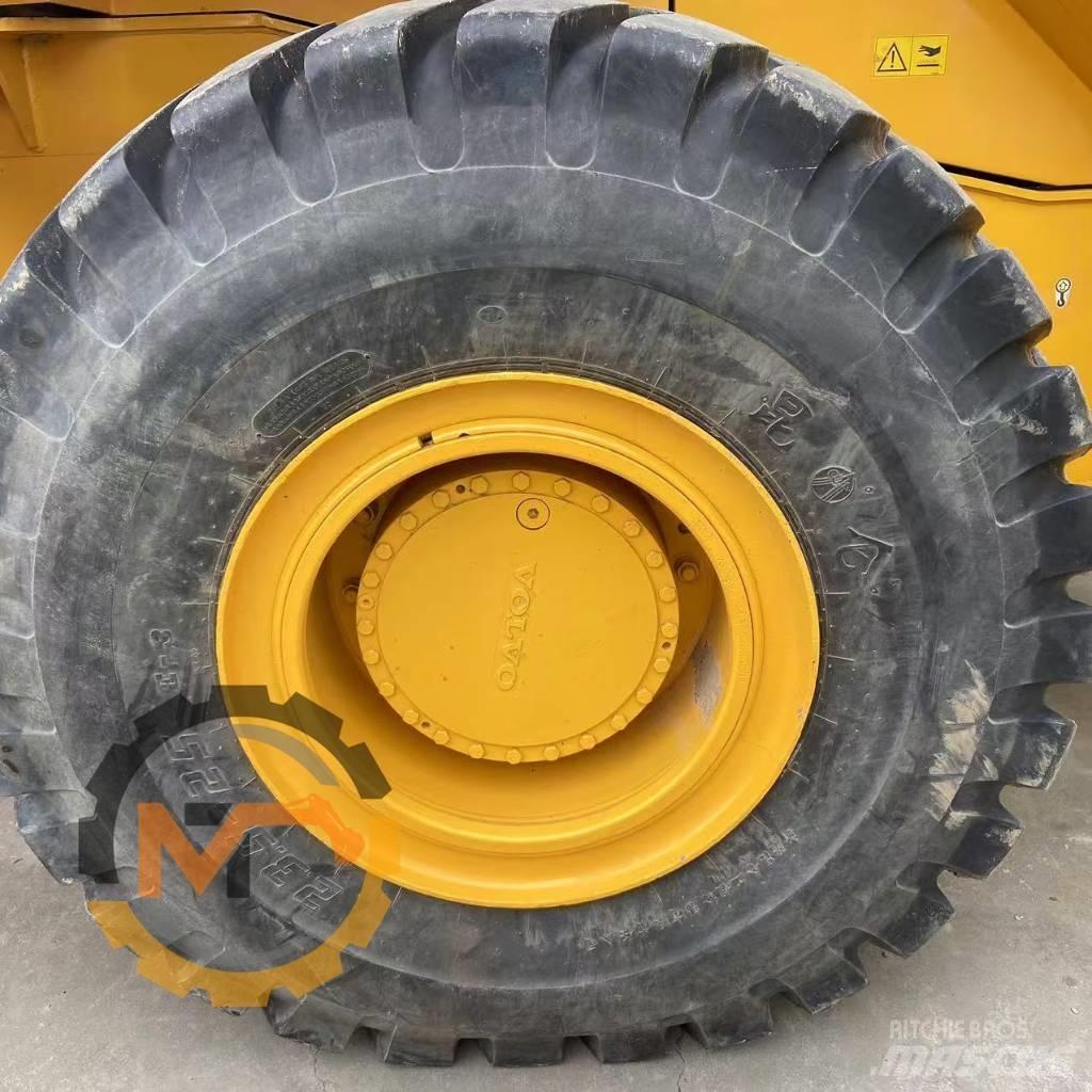 Volvo L 105  휠로우더