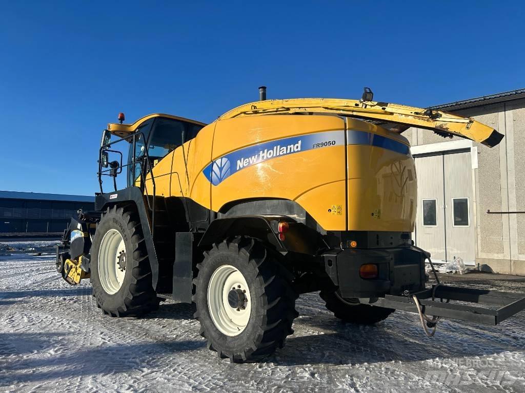 New Holland FR9050 자동 초지기계