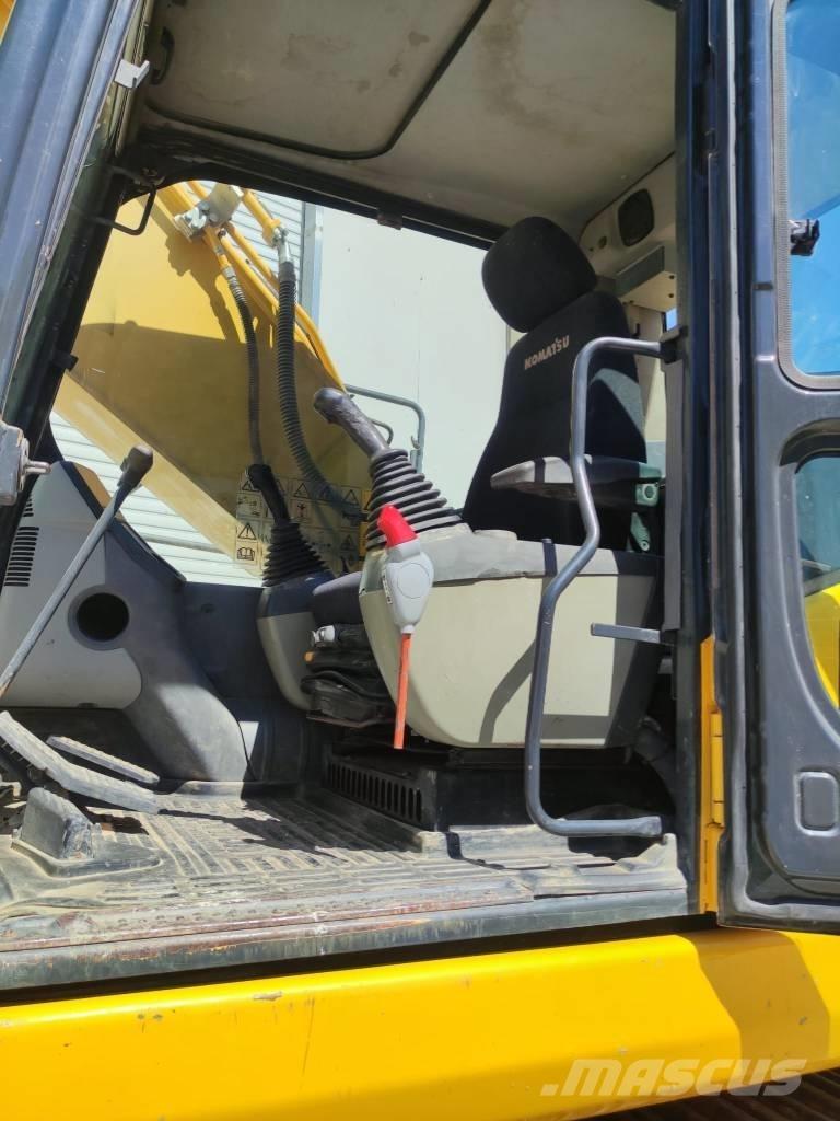 Komatsu PC 210 NLC-8 대형 굴삭기 29톤 이상