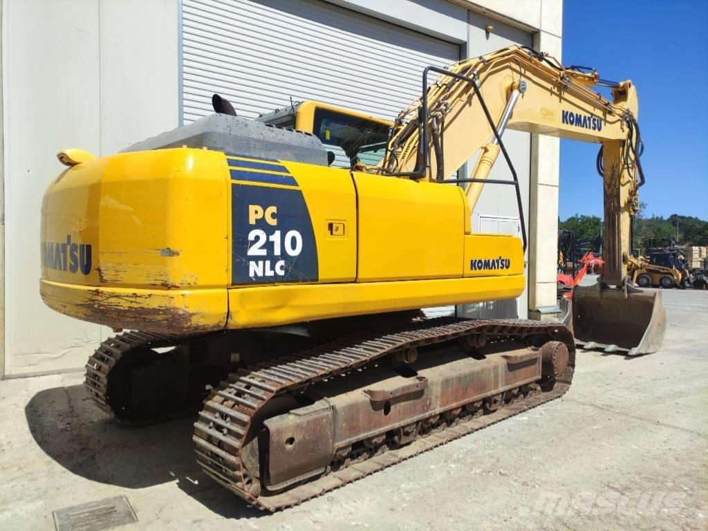 Komatsu PC 210 NLC-8 대형 굴삭기 29톤 이상