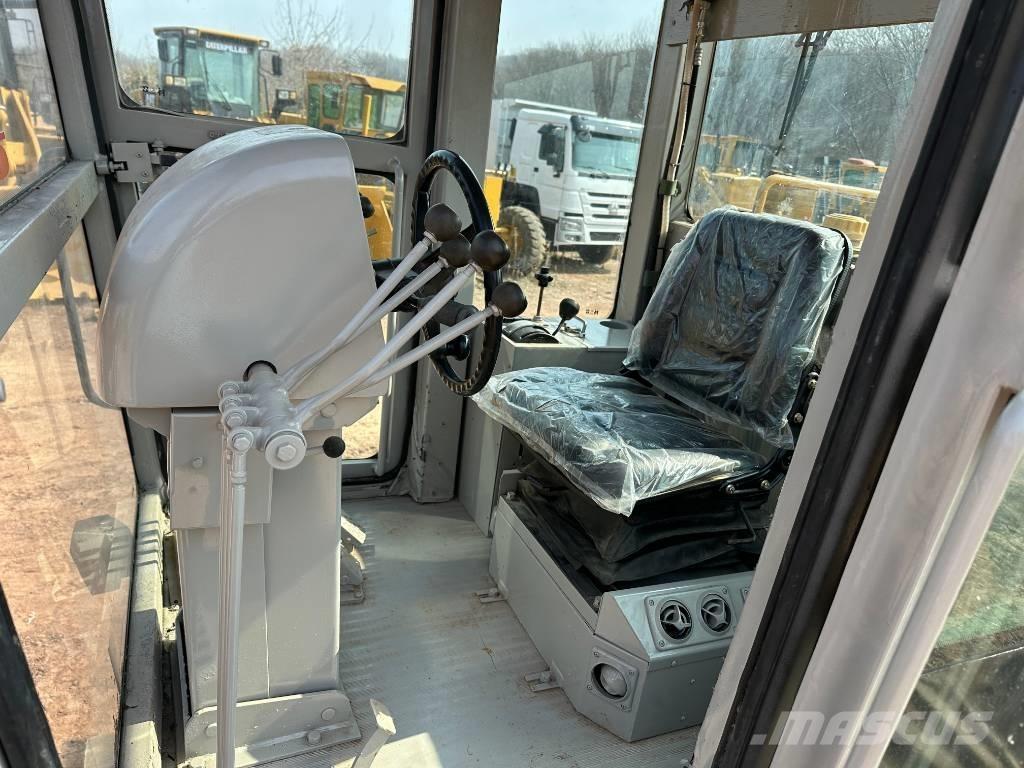 CAT 140H 그레이더