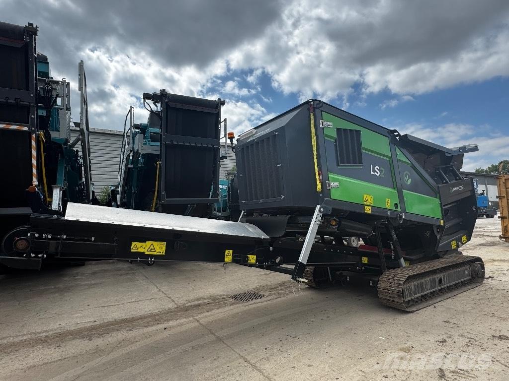 Terex Green-Tec LS2 폐기물 분쇄기