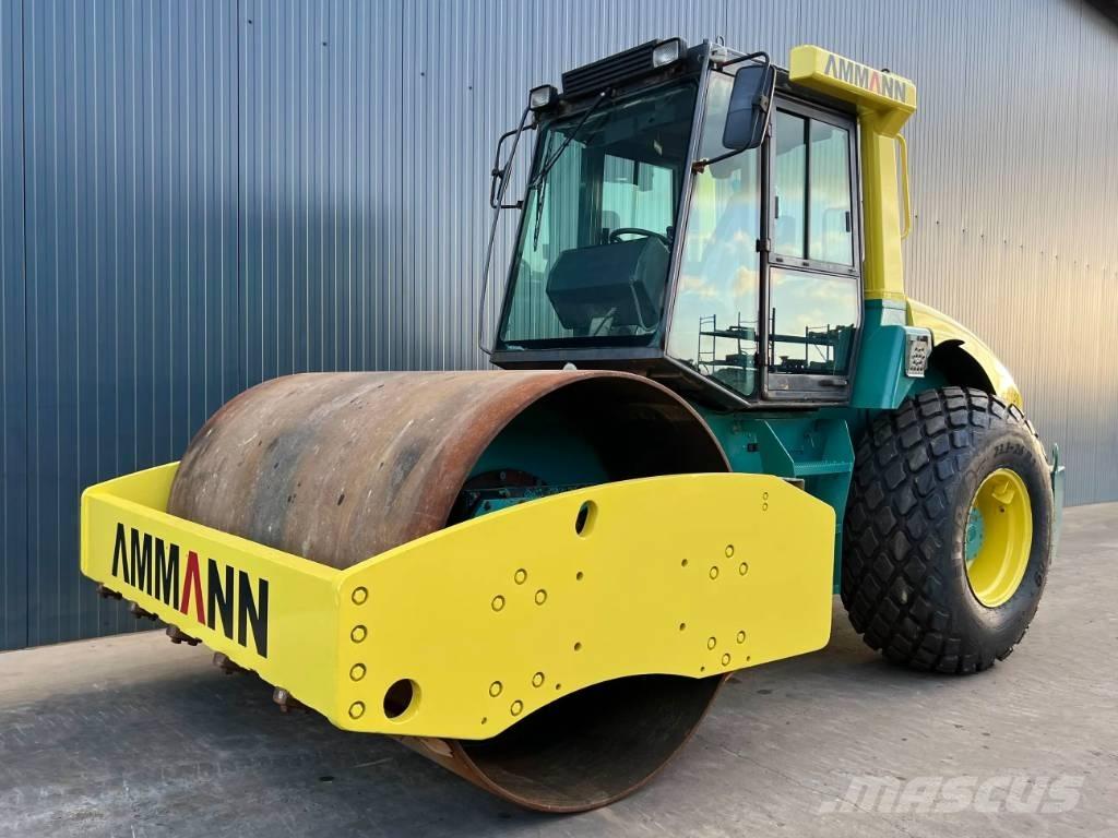 Ammann ASC130 D 싱글 드럼 롤러