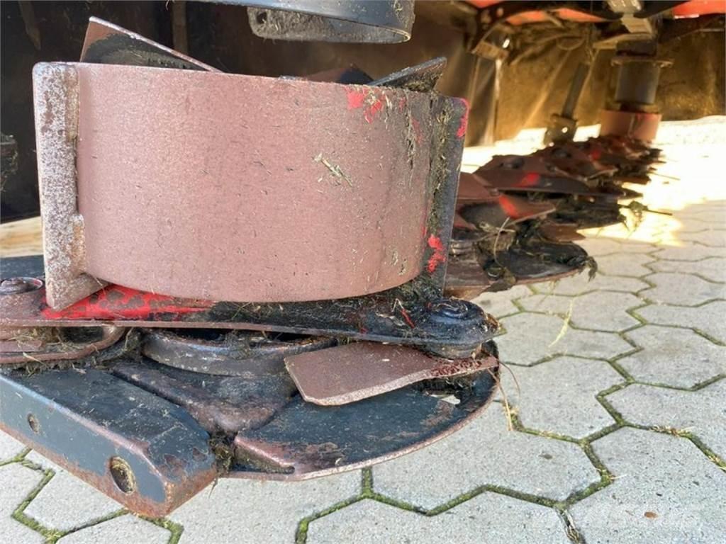 Vicon EXTRA 332 XF 제초기