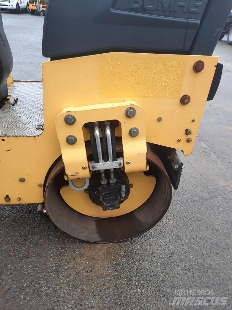 Bomag BW 90 AD-5 트윈 드럼 롤러