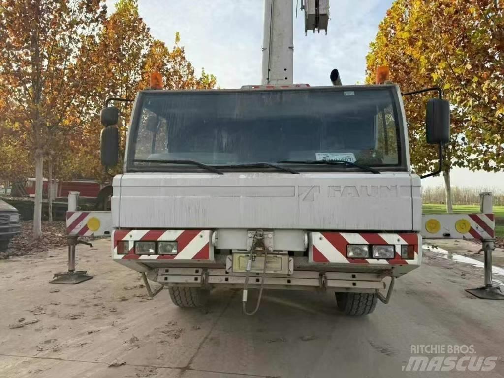 Tadano Faun ATF 100 A/T 크레인