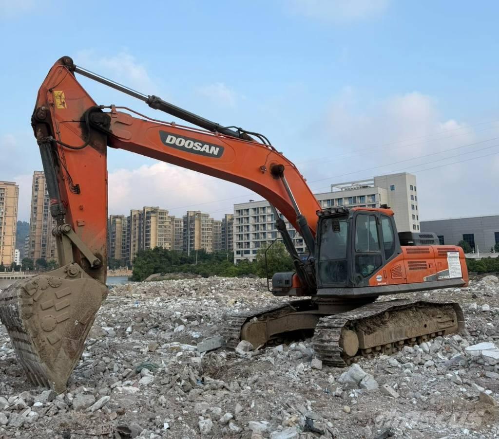 Doosan DX380LC-9C 대형 굴삭기 29톤 이상