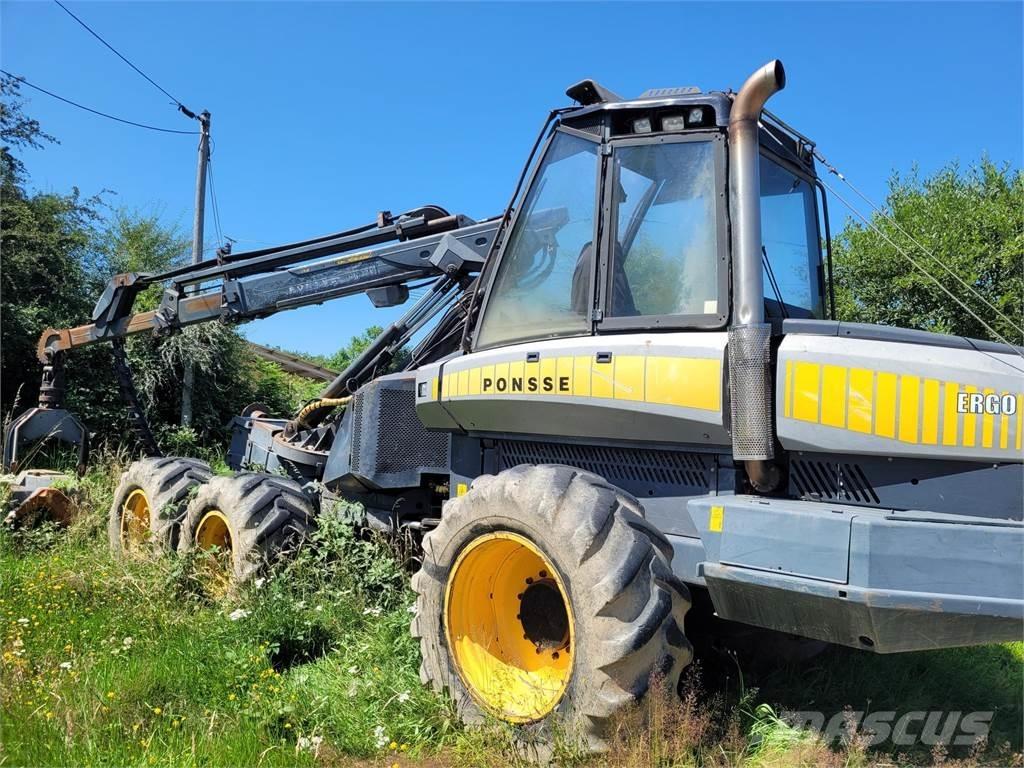 Ponsse ERGO 원목 하베스터