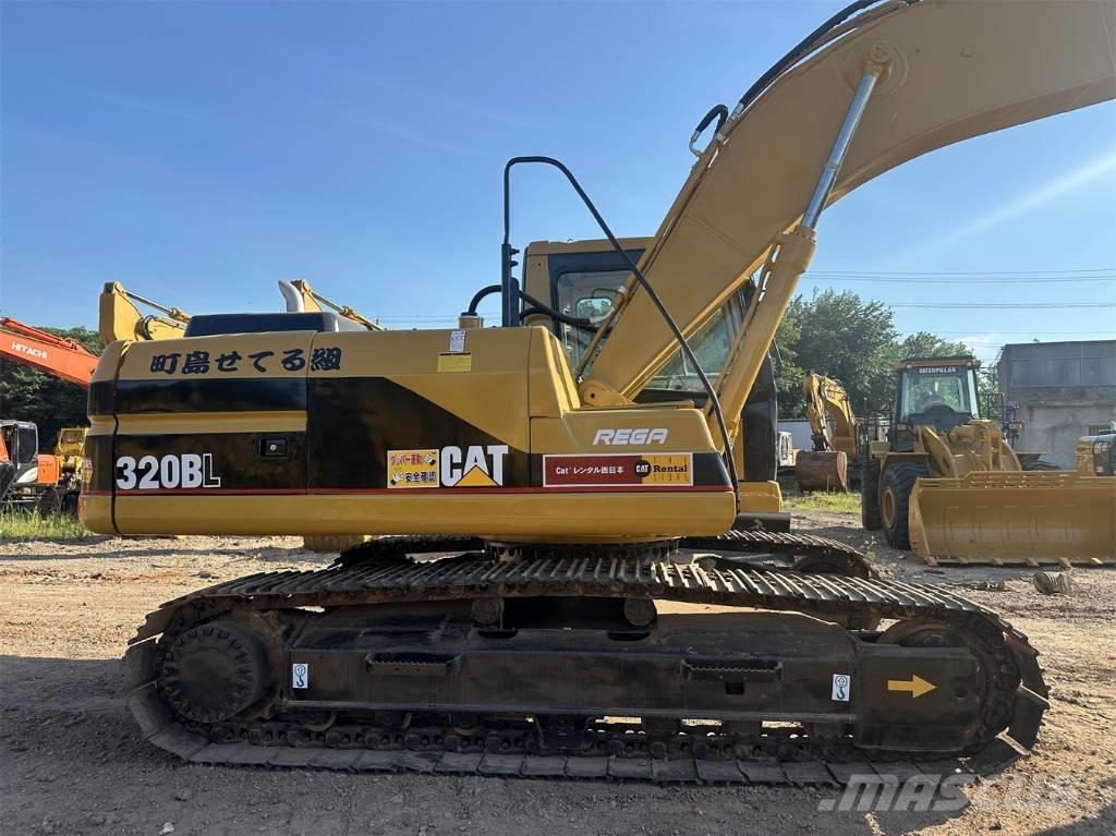 CAT 320 B 대형 굴삭기 29톤 이상