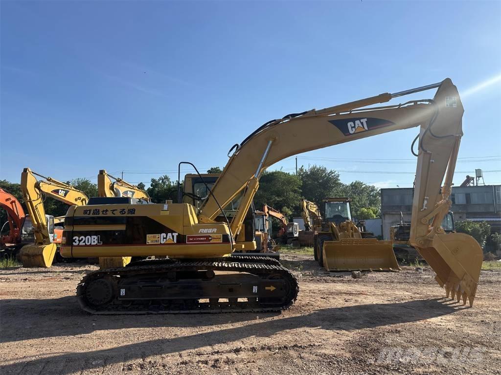 CAT 320 B 대형 굴삭기 29톤 이상