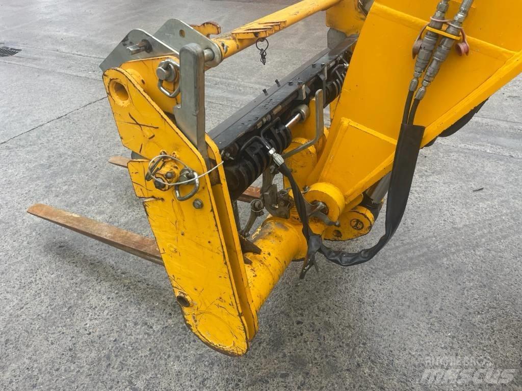 JCB 540-140 텔러 핸들러