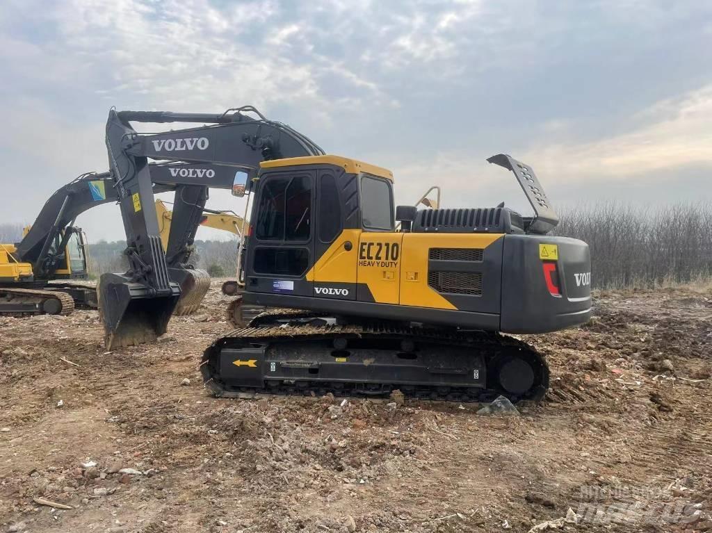 Volvo EC 210 D 대형 굴삭기 29톤 이상