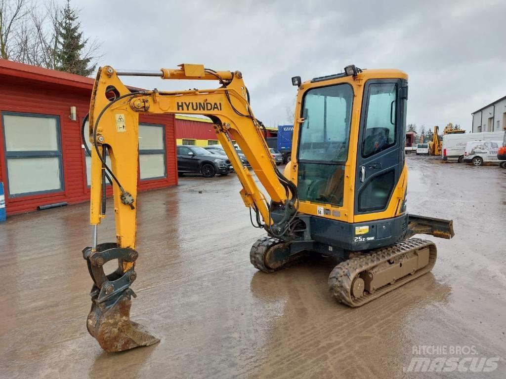 Hyundai R25Z-9AK 소형 굴삭기 7톤 미만