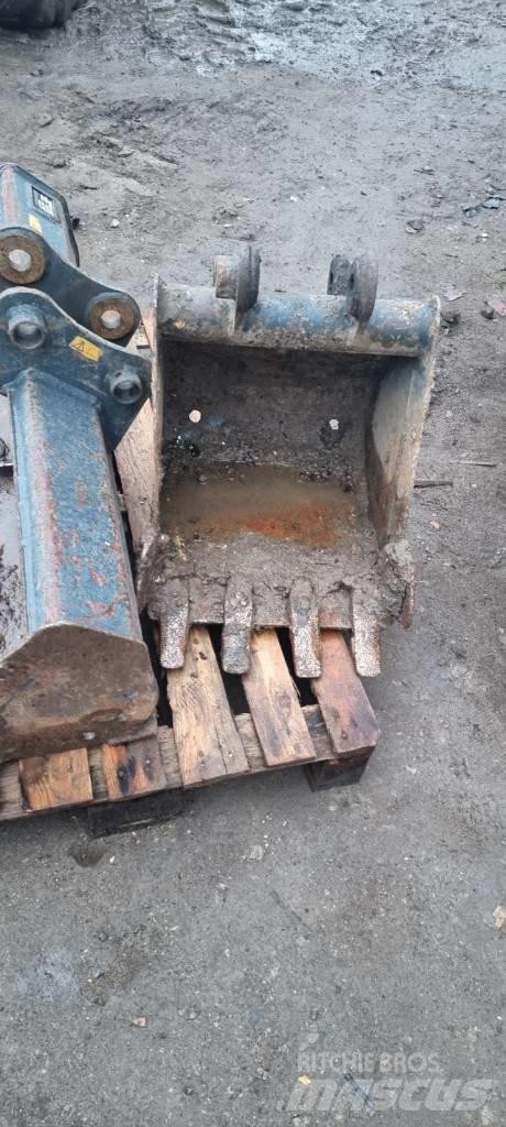 Hyundai R25Z-9AK 소형 굴삭기 7톤 미만