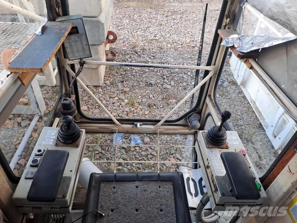 Liebherr 71 EC 타워 크레인