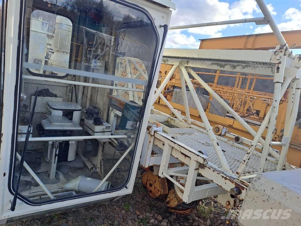 Liebherr 71 EC 타워 크레인