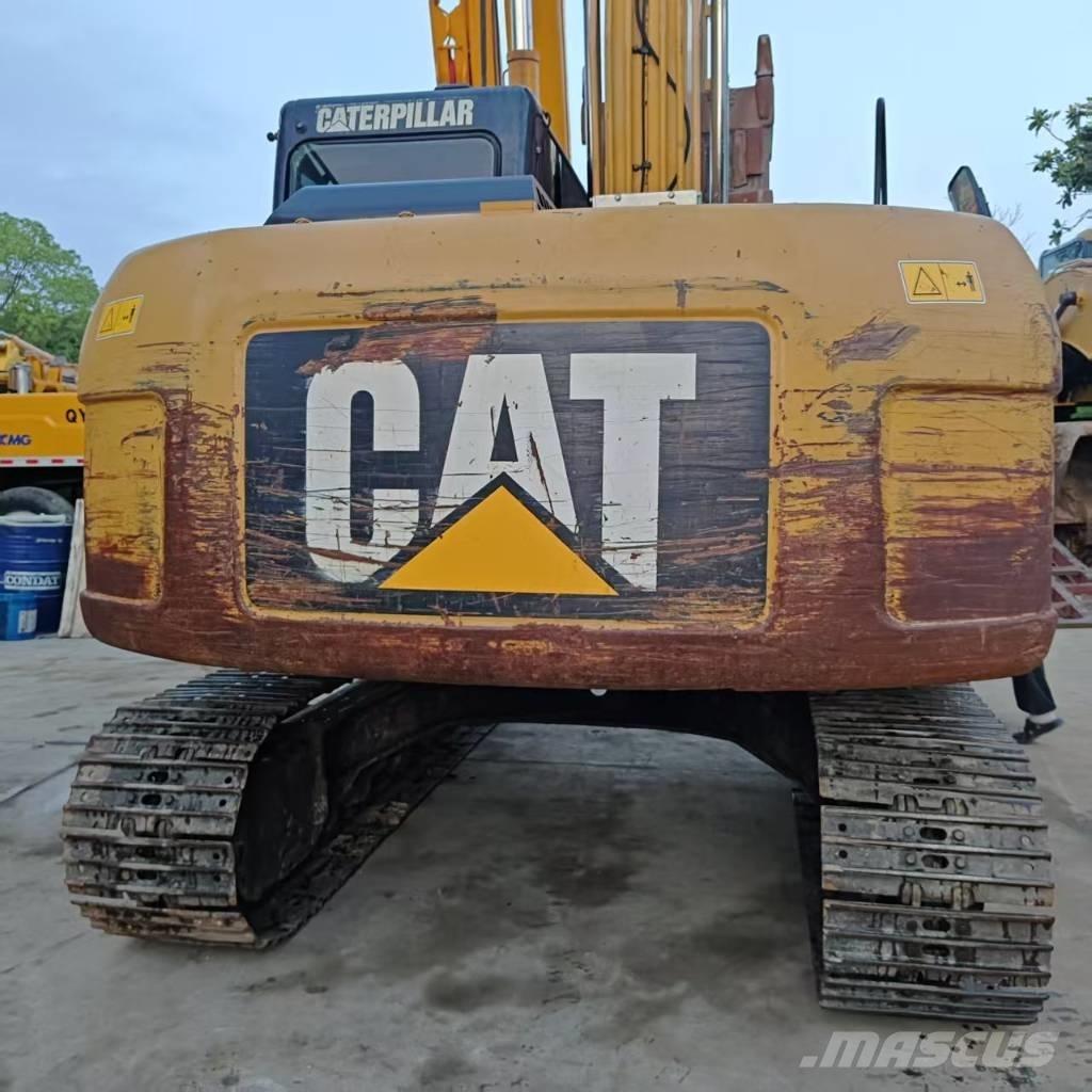 CAT 313 D 대형 굴삭기 29톤 이상