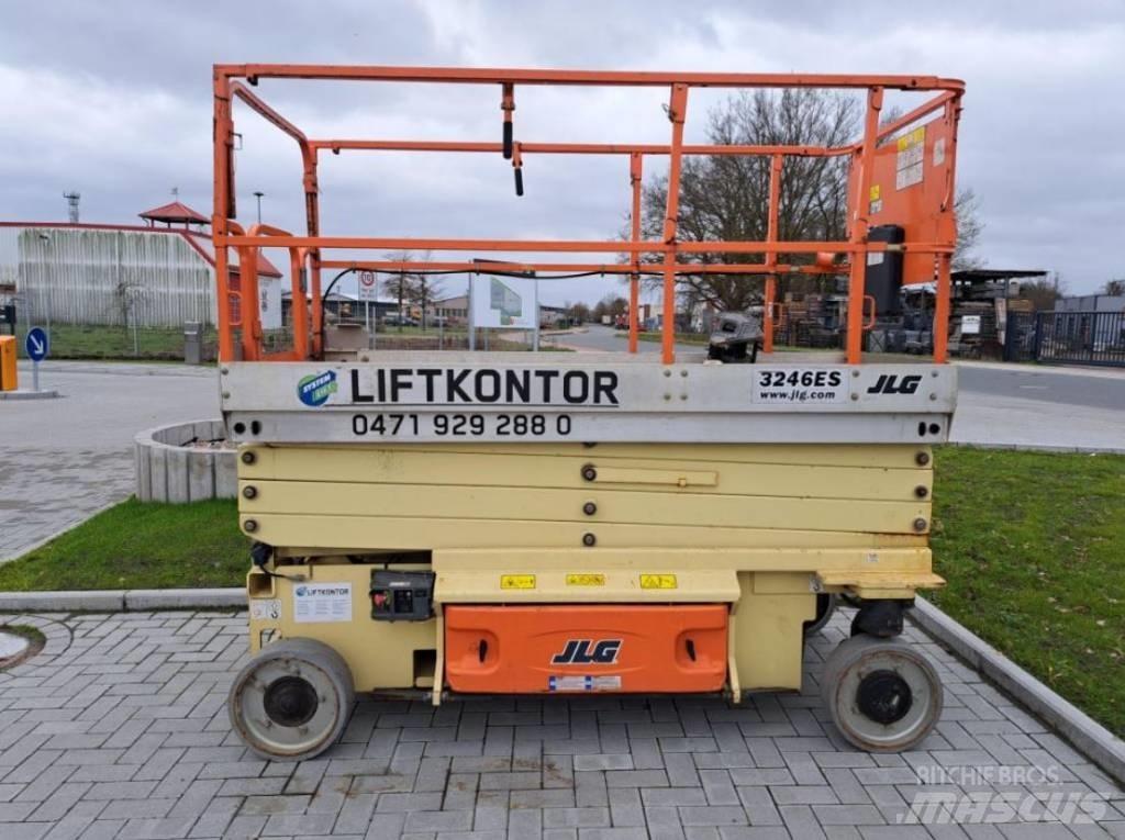 JLG 3246 ES 가위형 리프트