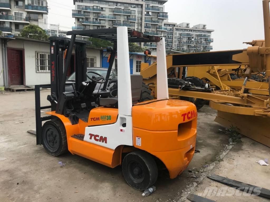 TCM FD 30 디젤 지게차